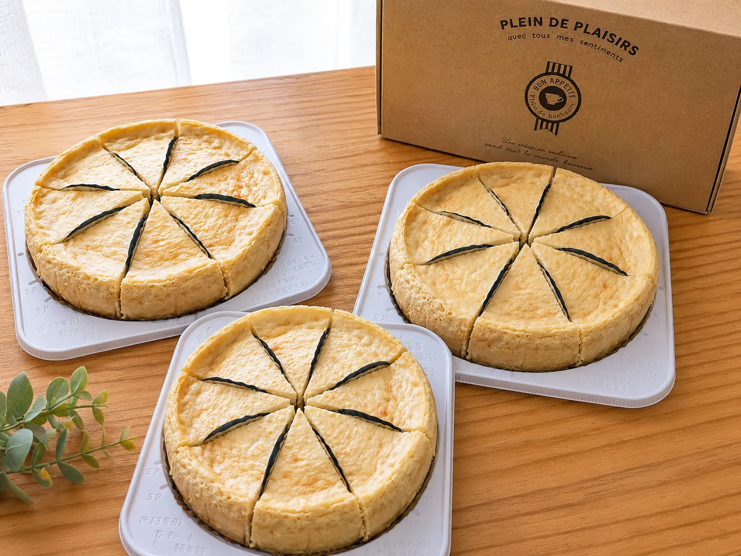 ベイクドチーズケーキ
6号(1ホール) 3個セット